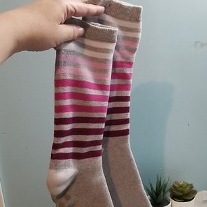 Gray and pink stripe socks with grip NWOT